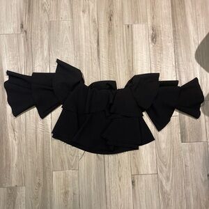 ZETA moda off the shoulder ruffle too with “unfinished” seams